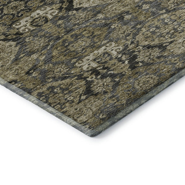 HomeRoots 8' Charcoal and Gray Damask Round Rug - Washable, UV Protected, Durable, Perfect for Home Spaces 683935