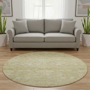 HomeRoots 8' Wheat and Beige Damask Round Rug – Washable, UV Protected, Stain-Resistant for Busy Homes 683953