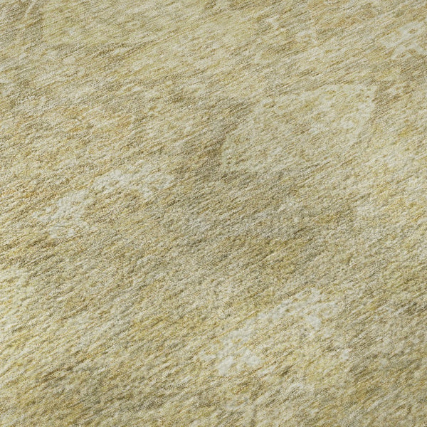 HomeRoots 8' Wheat and Beige Damask Round Rug – Washable, UV Protected, Stain-Resistant for Busy Homes 683953
