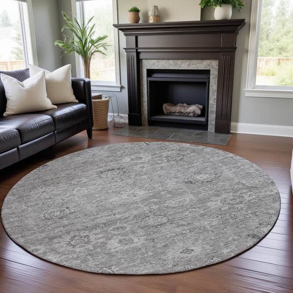 HomeRoots 8' Gray and Silver Damask Round Rug - Washable, UV Protected, Durable with Classic Elegance 684061