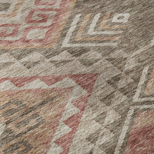 HomeRoots 8' Brown Salmon Geometric Round Rug - Washable, UV Protected, Ideal for Busy Homes & Stylish Spaces 684091