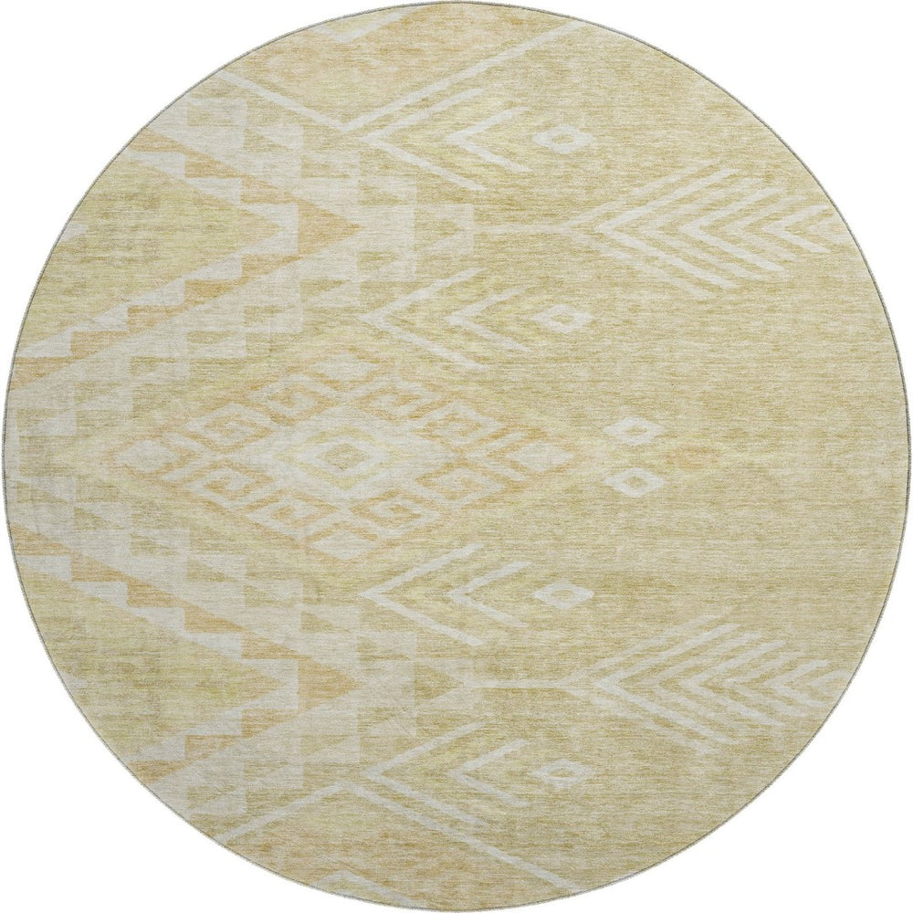 HomeRoots 8' Tan and Beige Geometric Washable Round Rug with UV Protection for High-Traffic Living Spaces 684121