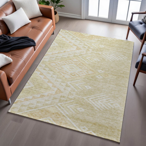 HomeRoots 9' X 12' Stylish Tan & Beige Geometric Area Rug - Washable, UV-Protected, Perfect for High-Traffic Spaces 684123