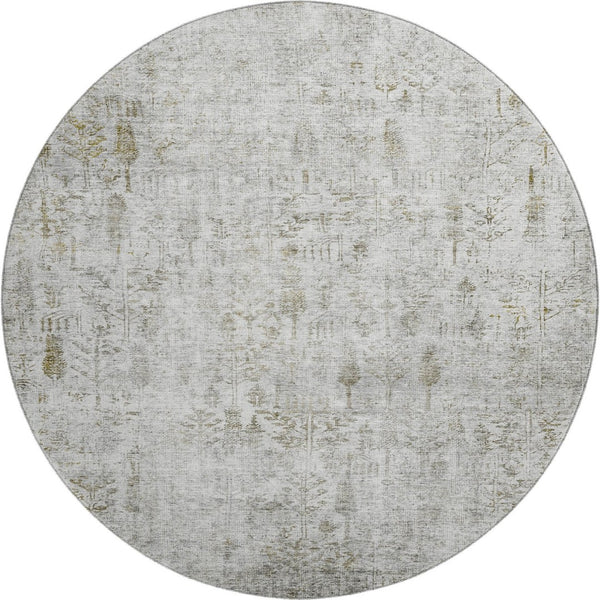 HomeRoots 8' Elegant Floral Washable Round Rug in Silver, Ivory & Beige - UV Protected for High-Traffic Areas 684133