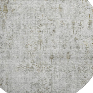 HomeRoots 8' Elegant Floral Washable Round Rug in Silver, Ivory & Beige - UV Protected for High-Traffic Areas 684133