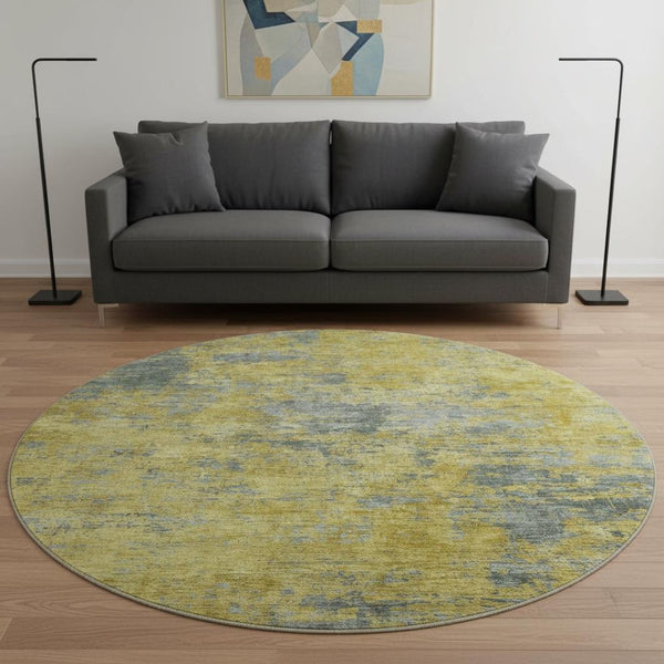 HomeRoots 8' Gold and Gray Abstract Washable Round Rug - Stylish, Durable, UV-Protected for High-Traffic Areas 684145