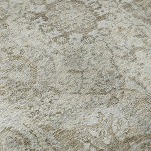 HomeRoots 8' Ivory and Gray Damask Washable Round Rug - Durable, Stain Resistant, UV Protected for Every Space! 684319