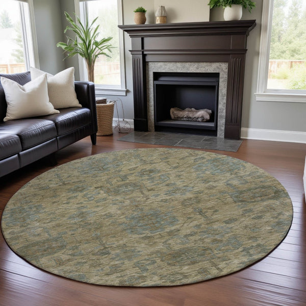 HomeRoots 8' Beige and Gray Damask Washable Round Rug – Stylish, Durable, UV-Protected for Busy Homes! 684391