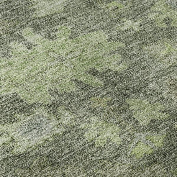 HomeRoots 8' Fern Green and Gray Floral Washable Round Rug - Durable, Stylish, UV-Protected for Busy Homes 684513