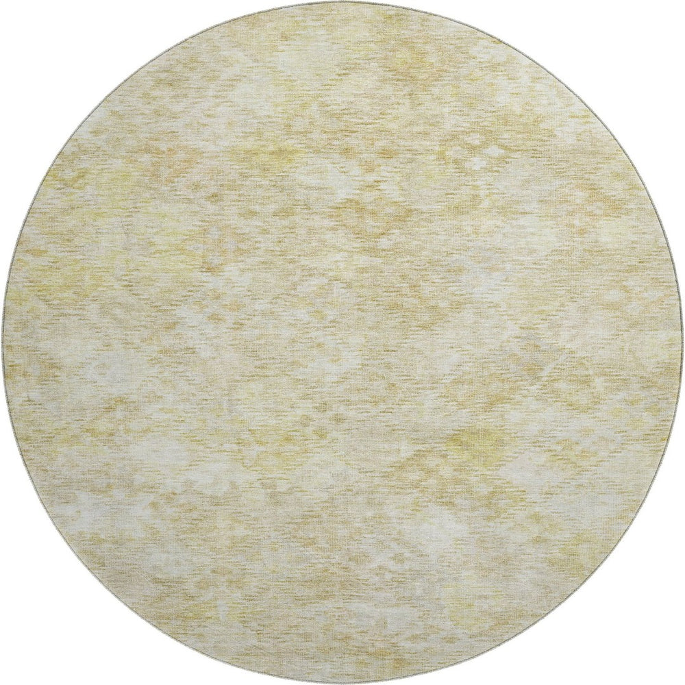 HomeRoots 8' Wheat and Beige Abstract Geometric Round Rug - Washable, UV Protected, Ideal for All Spaces! 684561
