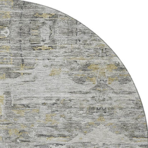 HomeRoots 8' Gray Silver and Gold Abstract Round Rug – Washable, UV Protected, Durable, Stylish for Any Space 684651