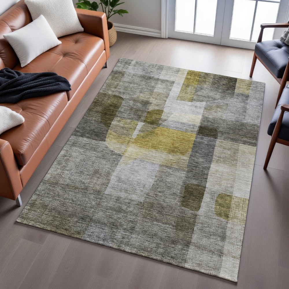 HomeRoots 5' X 8' Abstract Washable Area Rug in Taupe, Gold & Gray – UV Resistant, Easy Care for Busy Homes 684692
