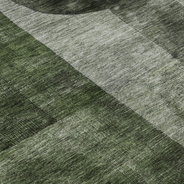 HomeRoots 8' Fern Green Gray Silver Geometric Washable Round Rug – Durable, Stylish & Family-Friendly Design! 684711