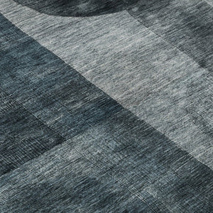 HomeRoots 8' Teal Gray and Silver Round Rug - Stylish Geometric Design, Washable, UV Protected for High-Traffic Areas 684741