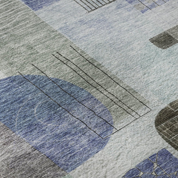 HomeRoots 8' Contemporary Blue Gray and Green Abstract Round Washable Rug with UV Protection for Homes 684765