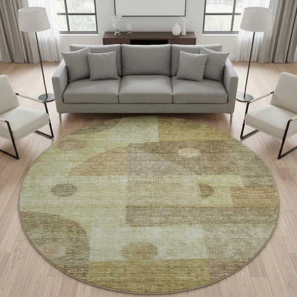 HomeRoots 8' Beige and Gold Geometric Round Rug – Washable, UV-Protected, Stylish & Durable for Any Space 684789