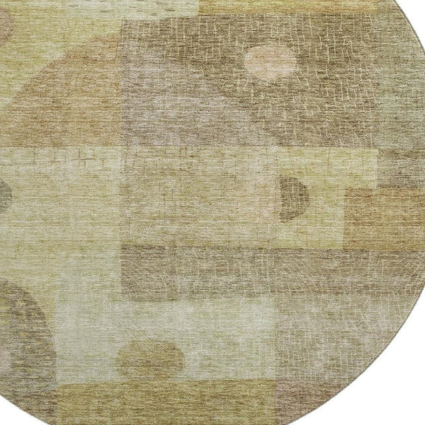 HomeRoots 8' Beige and Gold Geometric Round Rug – Washable, UV-Protected, Stylish & Durable for Any Space 684789