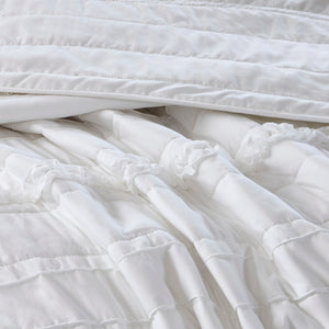English Elm 4 Piece Celeste Microfiber Reversible Ruffle Quilt Set King/Cal King White with Embroidered Pillow B03597435