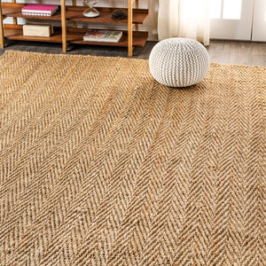 HomeRoots 4' X 6' Natural Jute Handmade Area Rug - Stylish, Durable, and Perfect for High-Traffic Spaces Today! 685004