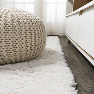 HomeRoots 10' White Flatweave Runner Rug - Durable, Low-Profile Design for High-Traffic Areas & Modern Spaces 685150