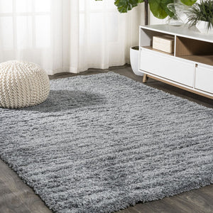 HomeRoots 5' Gray Flatweave Area Rug - Durable, Stylish, and Versatile Foundation for Modern Living Spaces 685158