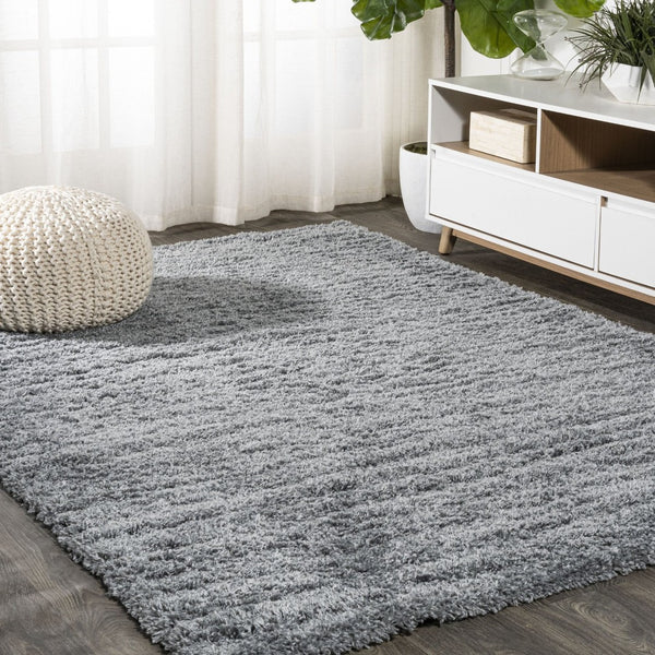 HomeRoots 5' Gray Flatweave Area Rug - Durable, Stylish, and Versatile Foundation for Modern Living Spaces 685158