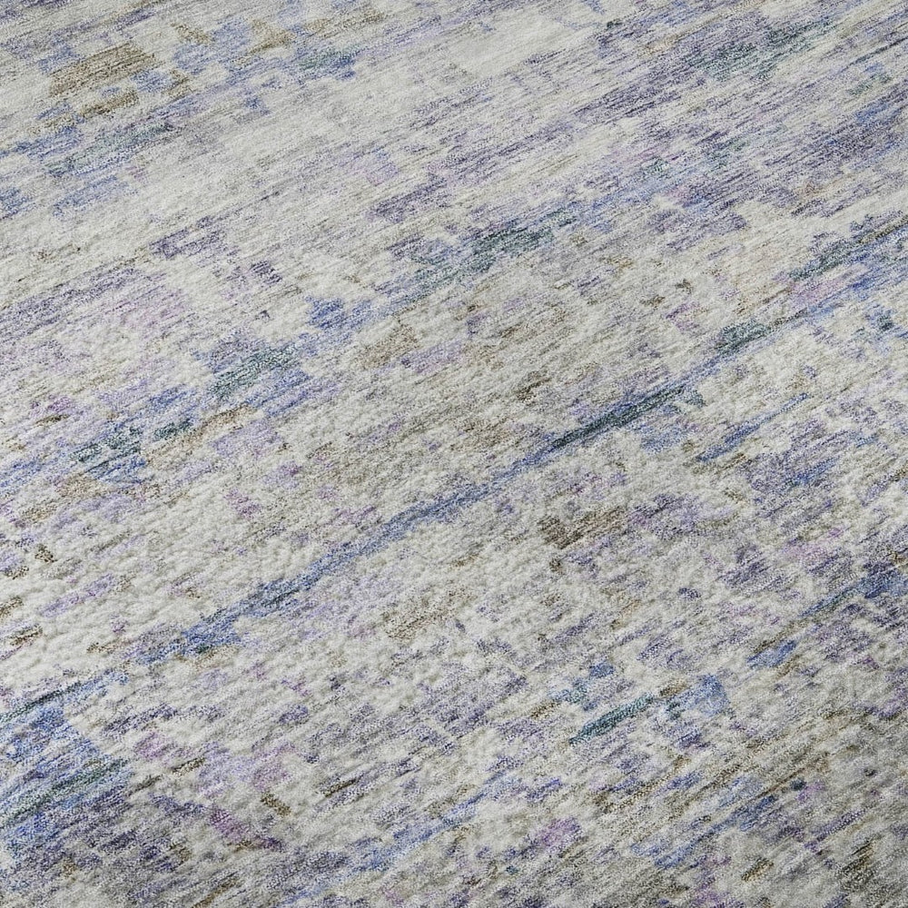 HomeRoots 5' Blue and Beige Striped Area Rug – Washable, UV Protected, Stain Resistant, Perfect for Any Space! 685363