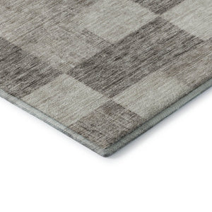HomeRoots 5' X 8' Beige And Taupe Geometric Area Rug – Washable, Stain Resistant, UV Protected for Easy Care 686194