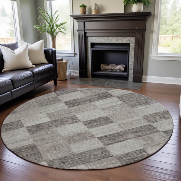 HomeRoots 8' Washable Beige and Taupe Round Rug with UV Protection - Stylish Geometric Design for All Spaces 686195