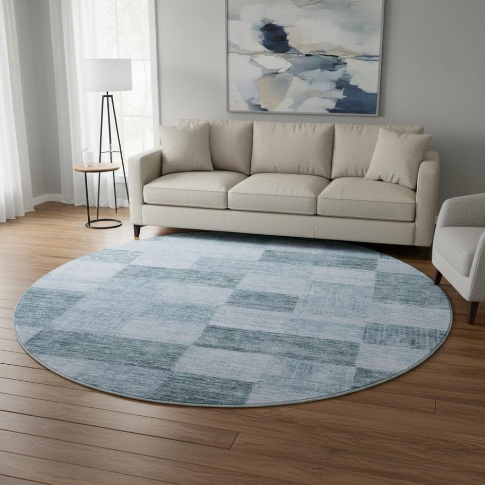HomeRoots 8' Stylish Denim & Sky Blue Geometric Washable Round Rug - Durable, UV Resistant, Easy Care Design 686213