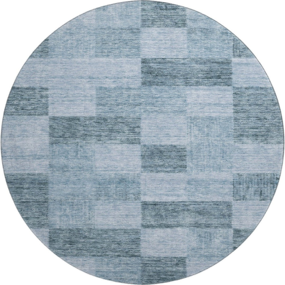 HomeRoots 8' Stylish Denim & Sky Blue Geometric Washable Round Rug - Durable, UV Resistant, Easy Care Design 686213