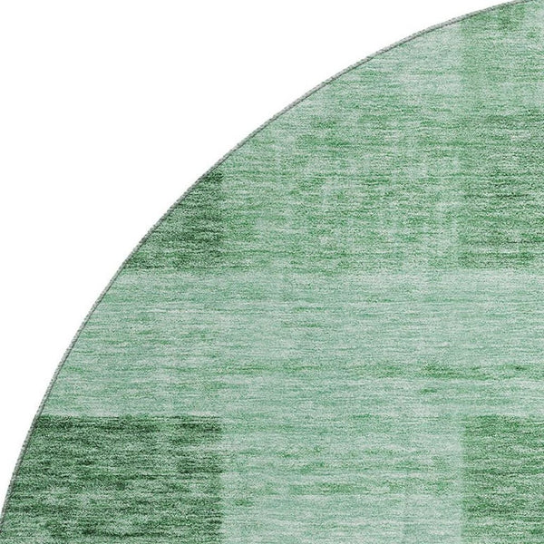 HomeRoots 8' Geometric Round Rug in Green & Mint - Washable, UV-Protected, Stain-Resistant for Easy Care 686225