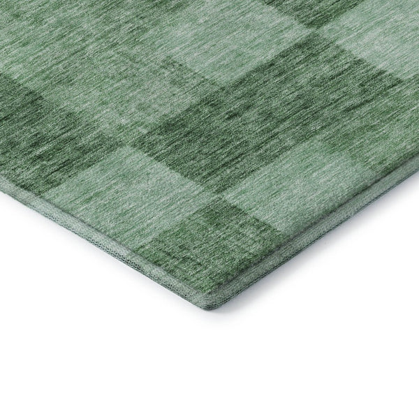 HomeRoots 8' X 10' Modern Green & Mint Geometric Area Rug - Washable, UV Protected, Stylish & Durable Design 686226