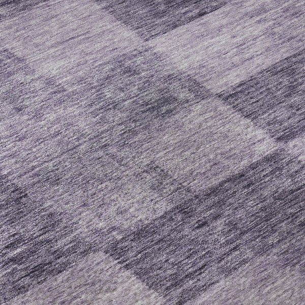 HomeRoots 8' Purple and Lavender Geometric Round Rug - Washable, UV Protected, Ideal for High-Traffic Areas 686237