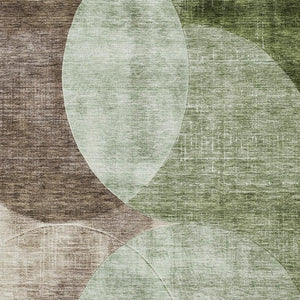HomeRoots 5' Geometric Area Rug in Artichoke Green, Brown & Beige - Washable, UV-Protected & Stain-Resistant 686248