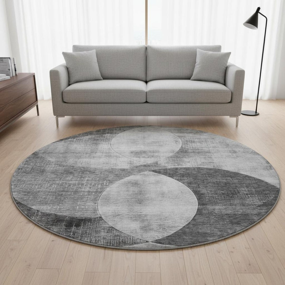 HomeRoots 8' Gray and Silver Geometric Washable Round Rug - Stain Resistant, UV Protected, Modern Style for Any Space 686261
