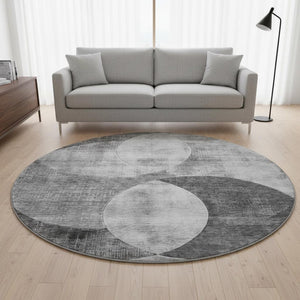 HomeRoots 8' Gray and Silver Geometric Washable Round Rug - Stain Resistant, UV Protected, Modern Style for Any Space 686261