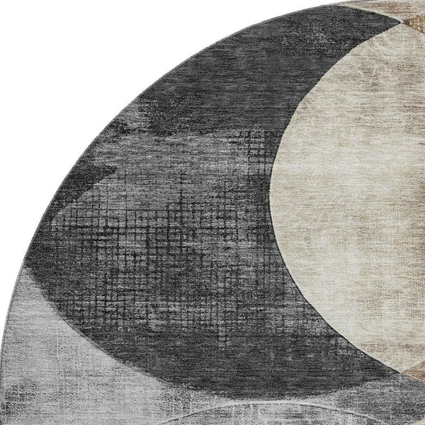 HomeRoots 8' Durable Pewter Brown & Beige Geometric Washable Round Rug - UV Protected, Stain Resistant, Soft 686273