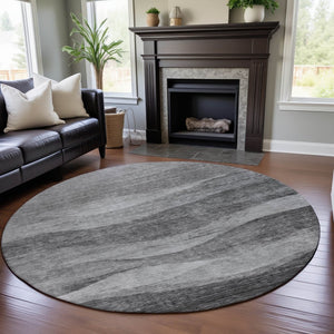 HomeRoots 8' Gray and Silver Abstract Round Rug - Washable, UV-Protected, Stain-Resistant for Modern Homes 686321