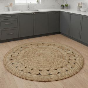 HomeRoots 5' Natural Jute Round Rug - Versatile, Stylish & Durable, Perfect for Any Room's Décor and Easy Care 686360