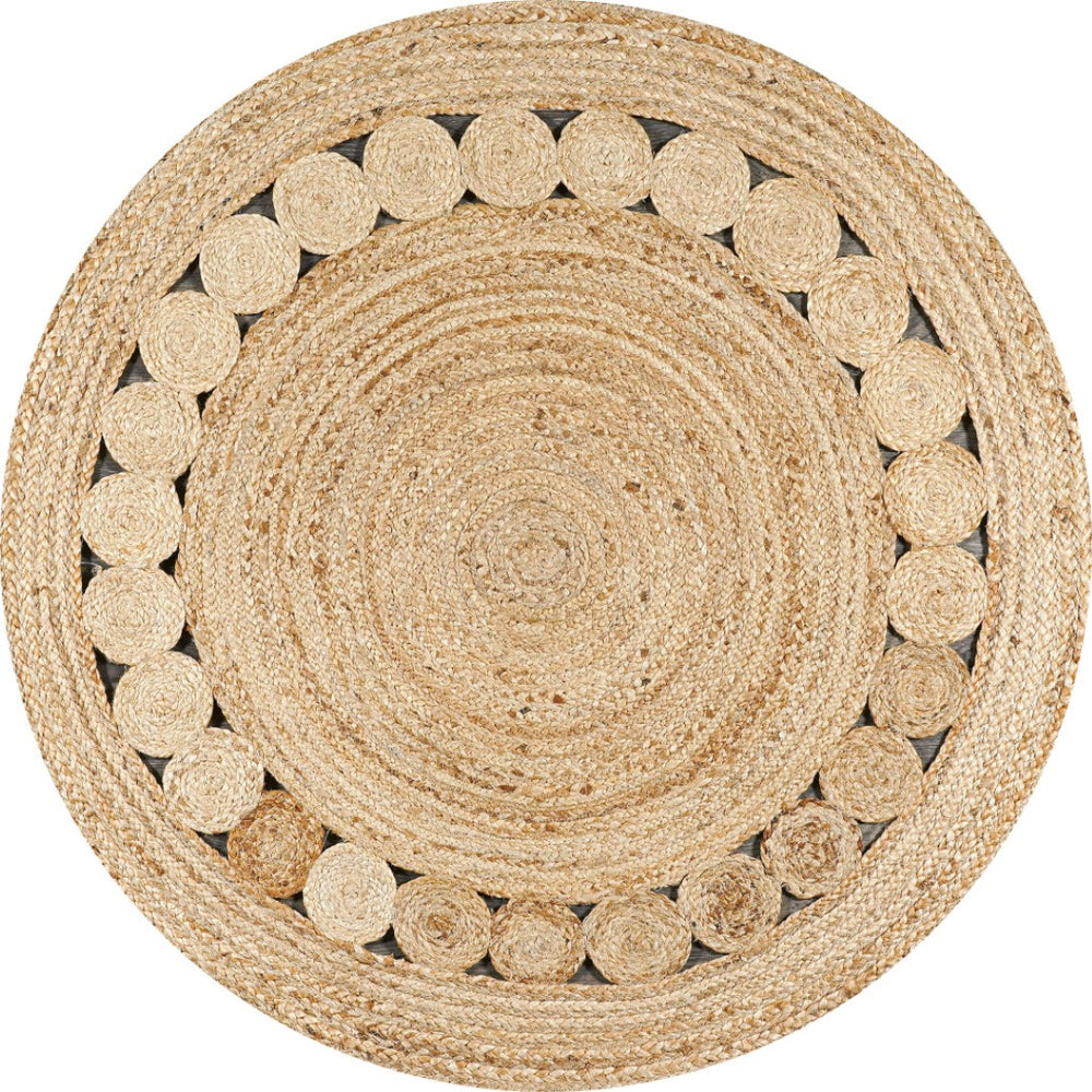 HomeRoots 5' Natural Jute Round Rug - Versatile, Stylish & Durable, Perfect for Any Room's Décor and Easy Care 686360