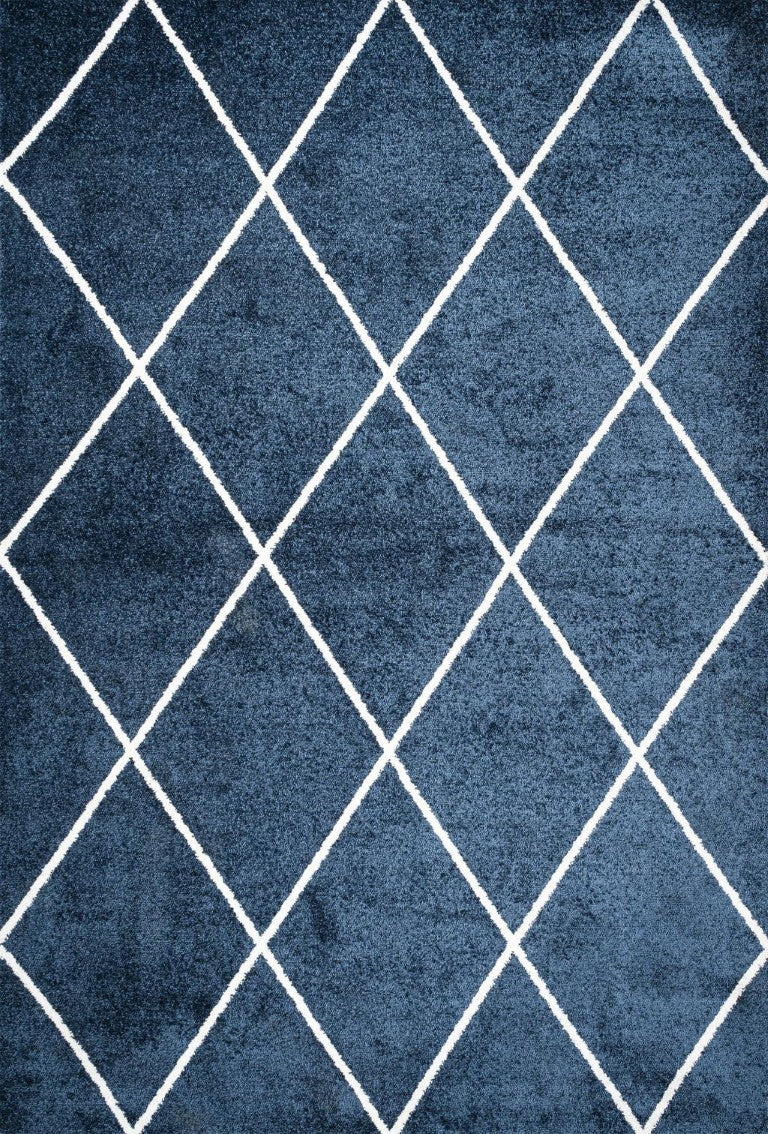 HomeRoots 5 X 8 Diamond Geometric Polypropylene Area Rug for Living Room High Traffic Spaces 686440