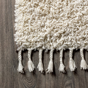 HomeRoots 8' Cream Runner Rug with Fringed Tassels - Stylish, Durable, and Soft for High-Traffic Spaces 686621
