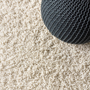 HomeRoots 4' Cream Area Rug with Fringe - Soft, Durable & Stylish - Perfect for Living Rooms, Bedrooms & More! 686623