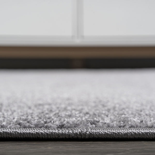 HomeRoots 9' X 12' Gray Area Rug - Contemporary Design, Durable, Low-Maintenance, Ideal for Large Spaces 686637