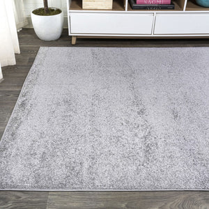 HomeRoots 9' X 12' Gray Area Rug - Contemporary Design, Durable, Low-Maintenance, Ideal for Large Spaces 686637