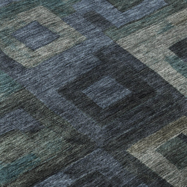HomeRoots 8' Blue and Green Geometric Washable Round Rug - UV Protected, Stain Resistant & Easy-Care Design! 686672