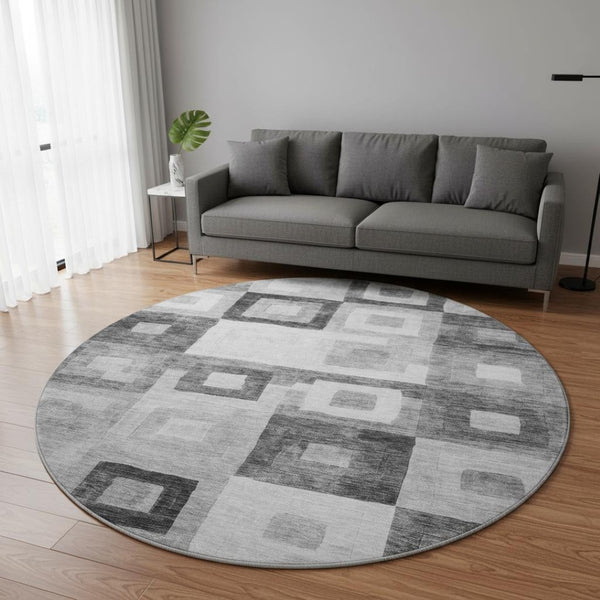 HomeRoots 8' Gray And Silver Geometric Round Rug - Washable, UV-Protected, Stylish for Indoor & Outdoor Spaces 686684