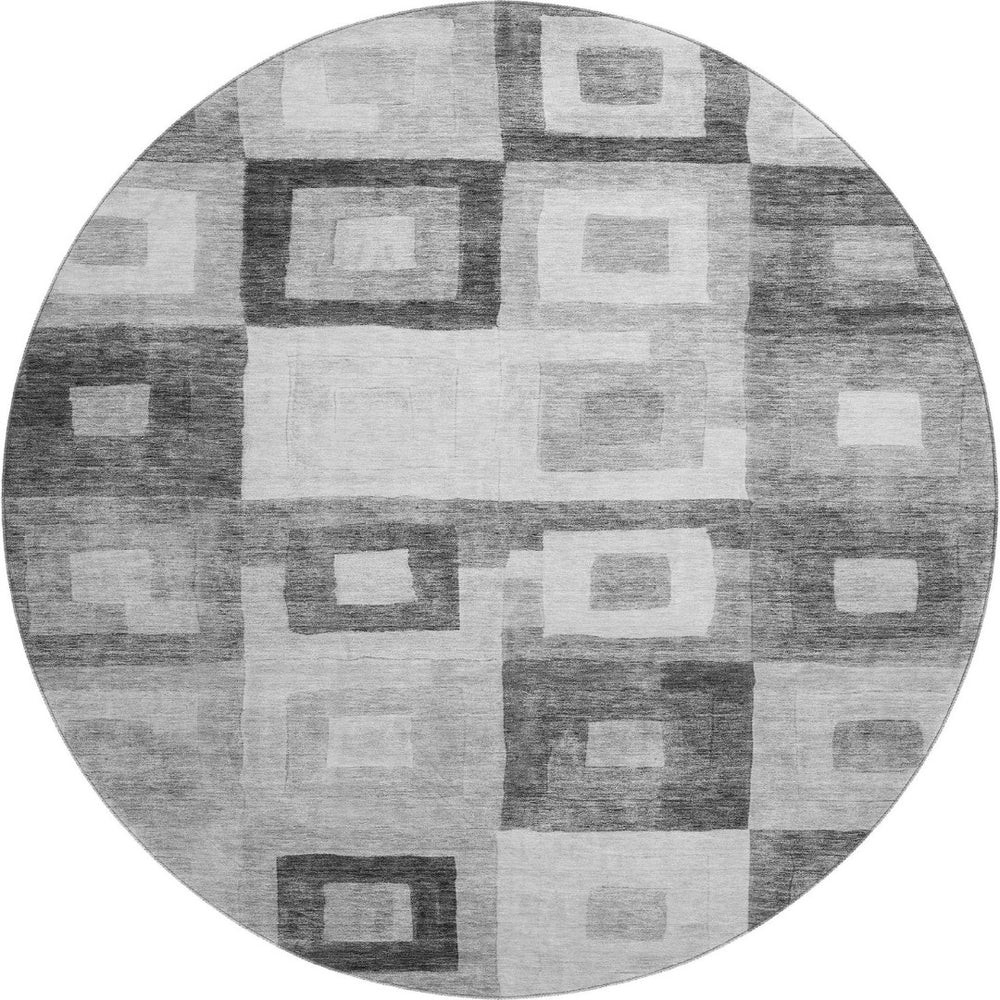 HomeRoots 8' Gray And Silver Geometric Round Rug - Washable, UV-Protected, Stylish for Indoor & Outdoor Spaces 686684