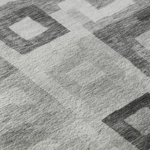 HomeRoots 8' Gray And Silver Geometric Round Rug - Washable, UV-Protected, Stylish for Indoor & Outdoor Spaces 686684
